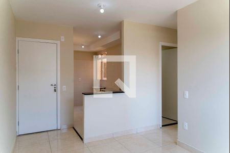 sala de apartamento para alugar com 2 quartos, 50m² em Cerâmica, Nova Iguaçu