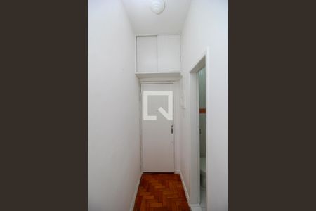 Corredor de Entrada de kitnet/studio à venda com 1 quarto, 15m² em Centro, Rio de Janeiro