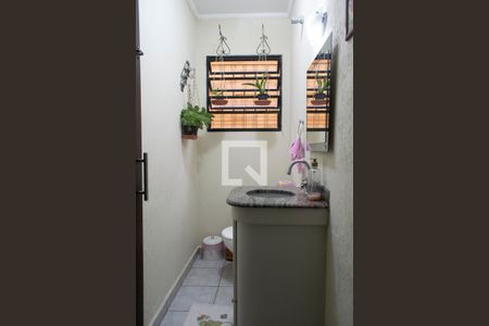 Lavabo de casa à venda com 3 quartos, 150m² em Vila Vitorio Mazzei, São Paulo