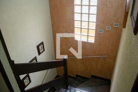 Hall de casa à venda com 3 quartos, 150m² em Vila Vitorio Mazzei, São Paulo