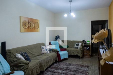 Sala de casa à venda com 3 quartos, 150m² em Vila Vitorio Mazzei, São Paulo