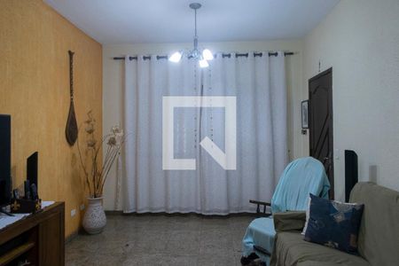 Sala de casa à venda com 3 quartos, 150m² em Vila Vitorio Mazzei, São Paulo