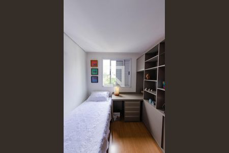 Quarto 1 de apartamento para alugar com 2 quartos, 65m² em Buritis, Belo Horizonte