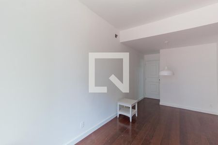 Sala de apartamento para alugar com 2 quartos, 66m² em Botafogo, Rio de Janeiro