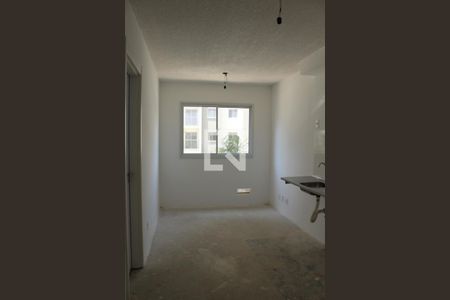 Sala/Cozinha de apartamento para alugar com 1 quarto, 24m² em Jardim Santa Emília, São Paulo