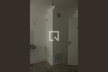 Sala/Cozinha de apartamento para alugar com 1 quarto, 24m² em Jardim Santa Emília, São Paulo