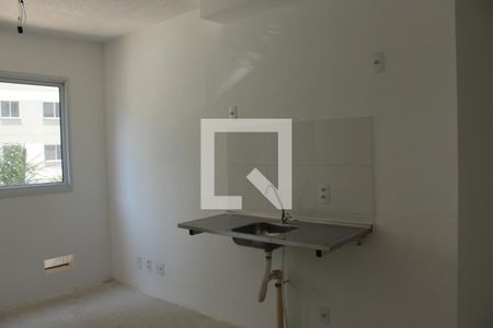 Sala/Cozinha de apartamento para alugar com 1 quarto, 24m² em Jardim Santa Emília, São Paulo