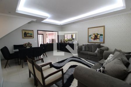 Sala 1 de casa à venda com 4 quartos, 270m² em Vila Isa, São Paulo