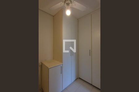 Apartamento para alugar com 300m², 3 quartos e 5 vagas Apartamento para alugar com 300m², 3 quartos e 5 vagasÁrea de Serviço