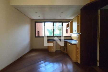 Apartamento para alugar com 300m², 3 quartos e 5 vagas Apartamento para alugar com 300m², 3 quartos e 5 vagasEscritório