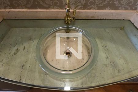 Apartamento para alugar com 300m², 3 quartos e 5 vagas Apartamento para alugar com 300m², 3 quartos e 5 vagasLavabo