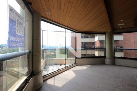 Apartamento para alugar com 300m², 3 quartos e 5 vagas Apartamento para alugar com 300m², 3 quartos e 5 vagasVaranda da Sala