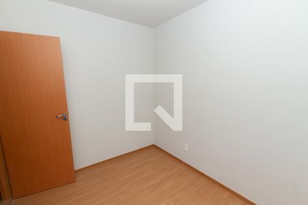 Quarto 1 de apartamento para alugar com 2 quartos, 46m² em Rubem Berta, Porto Alegre