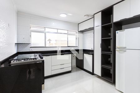 Cozinha e Área de Serviço de apartamento à venda com 2 quartos, 58m² em Km 18, Osasco