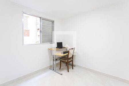 Quarto 1 de apartamento para alugar com 2 quartos, 58m² em Km 18, Osasco