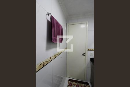 Banheiro de apartamento à venda com 3 quartos, 61m² em Jardim Vila Formosa, São Paulo