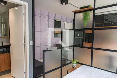 Quarto de kitnet/studio para alugar com 1 quarto, 27m² em Sé, São Paulo