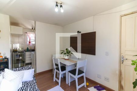 Sala de apartamento à venda com 2 quartos, 48m² em Jardim Mirna, Taboão da Serra