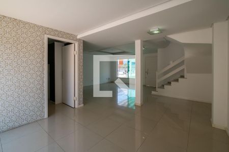 Sala de casa à venda com 3 quartos, 190m² em Hípica, Porto Alegre