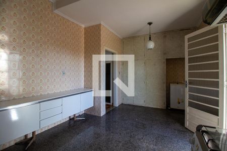 Casa à venda com 300m², 3 quartos e 3 vagas Casa à venda com 300m², 3 quartos e 3 vagasCozinha