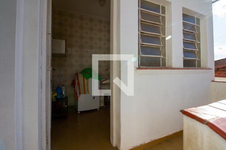 Casa à venda com 300m², 3 quartos e 3 vagas Casa à venda com 300m², 3 quartos e 3 vagasÁrea de Serviço
