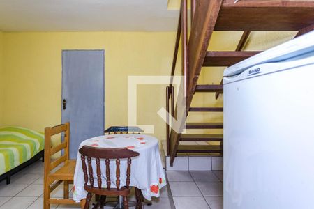 Cozinha de apartamento para alugar com 1 quarto, 35m² em Vila Martins, Mogi das Cruzes