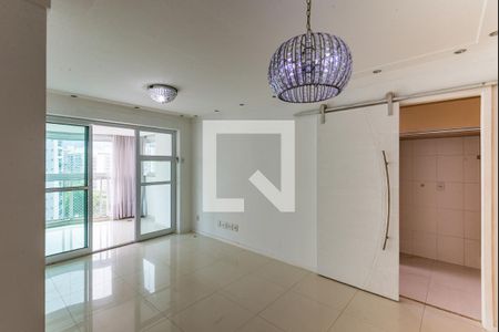 Sala de apartamento para alugar com 2 quartos, 81m² em Barra da Tijuca, Rio de Janeiro