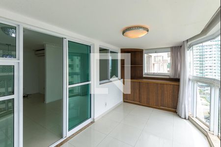 Varanda de apartamento para alugar com 2 quartos, 81m² em Barra da Tijuca, Rio de Janeiro