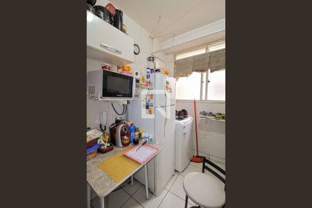 Cozinha de apartamento à venda com 2 quartos, 50m² em Jardim America, Belo Horizonte