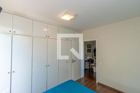 Suite de apartamento à venda com 3 quartos, 105m² em Jardim das Paineiras, Campinas