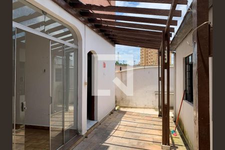 Área comum de casa para alugar com 4 quartos, 650m² em Matriz, Mauá