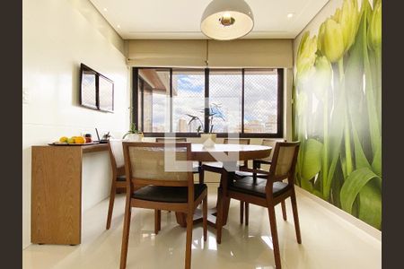 Apartamento à venda com 4 quartos, 245m² em Aclimação, São Paulo