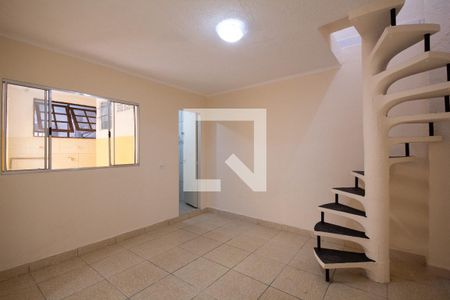 Sala de casa para alugar com 2 quartos, 50m² em Jaguaribe, Osasco