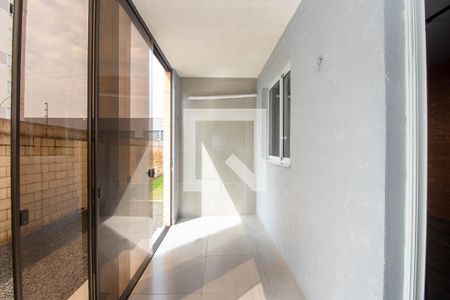 Varanda da Sala de apartamento à venda com 2 quartos, 58m² em Humaitá, Porto Alegre