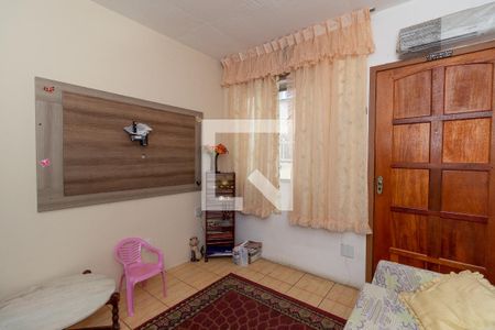 Sala de apartamento à venda com 2 quartos, 46m² em Rubem Berta, Porto Alegre