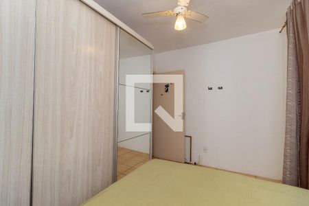 Quarto 2 de apartamento à venda com 2 quartos, 46m² em Rubem Berta, Porto Alegre