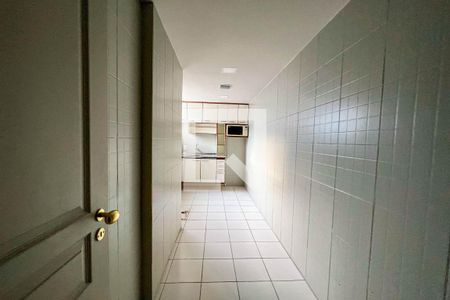 Studio para alugar com 350m², 8 quartos e sem vaga