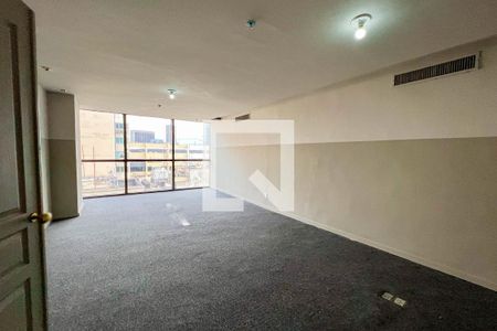 Studio para alugar com 350m², 8 quartos e sem vaga