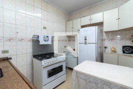 Casa à venda com 180m², 3 quartos e sem vaga Casa à venda com 180m², 3 quartos e sem vagaCozinha