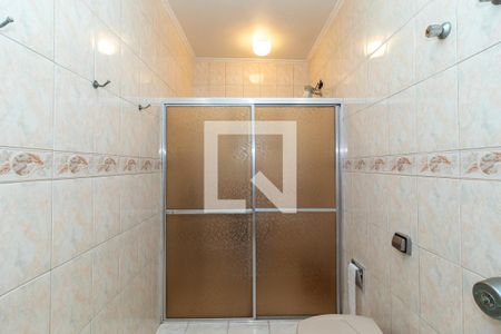 Casa à venda com 180m², 3 quartos e sem vaga Casa à venda com 180m², 3 quartos e sem vagaBanheiro da Suíte