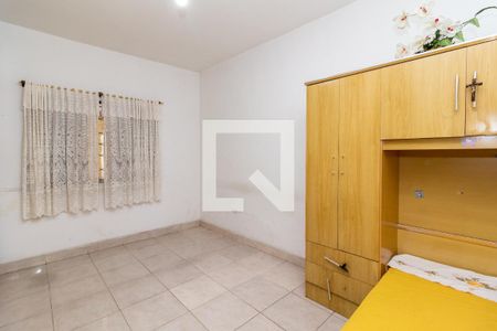 Casa à venda com 180m², 3 quartos e sem vaga Casa à venda com 180m², 3 quartos e sem vagaQuarto 2