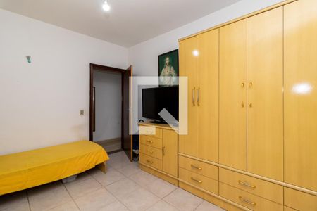 Casa à venda com 180m², 3 quartos e sem vaga Casa à venda com 180m², 3 quartos e sem vagaQuarto 2