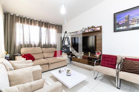 Sala de casa à venda com 3 quartos, 120m² em Vila Vera, São Paulo