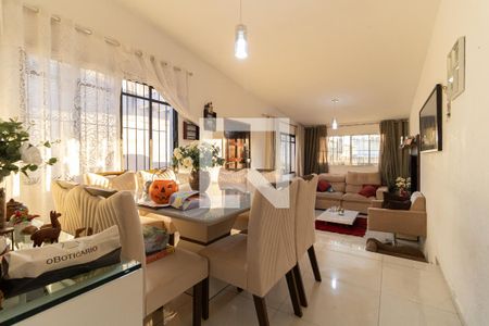 Sala de casa à venda com 3 quartos, 100m² em Vila Vera, São Paulo