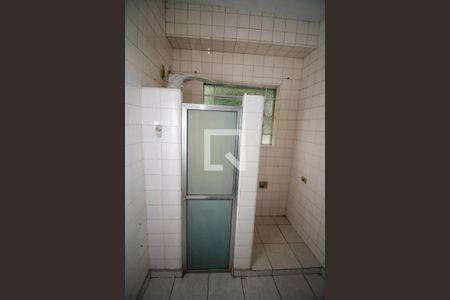 Casa à venda com 100m², 2 quartos e sem vaga Casa à venda com 100m², 2 quartos e sem vagaBanheiro