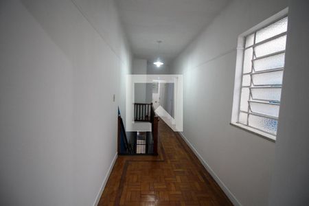 Casa à venda com 100m², 2 quartos e sem vaga Casa à venda com 100m², 2 quartos e sem vagaCorredor