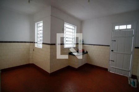 Casa à venda com 100m², 2 quartos e sem vaga Casa à venda com 100m², 2 quartos e sem vagaCozinha