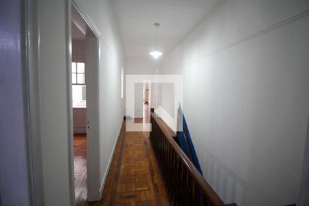 Casa à venda com 100m², 2 quartos e sem vaga Casa à venda com 100m², 2 quartos e sem vagaCorredor
