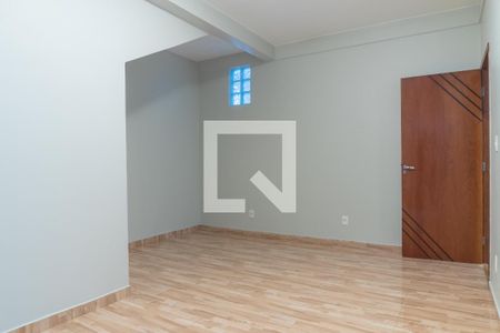 Quarto 1 de apartamento para alugar com 3 quartos, 100m² em Ceilândia Norte (ceilândia), Brasília