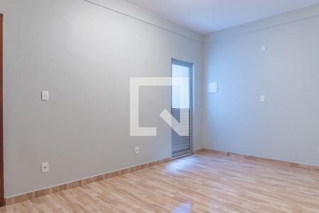 Quarto 1 de apartamento para alugar com 3 quartos, 100m² em Ceilândia Norte (ceilândia), Brasília